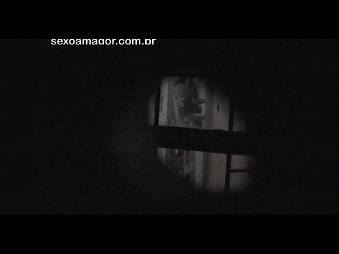 ❤️ Sarışın, içi boş tuğlaların arkasına gizlenmiş bir mahalle röntgencisi tarafından gizlice videoya alınır ❤️❌ Süper seks bize %tr.dreamypassionjourney.ru ❌️❤